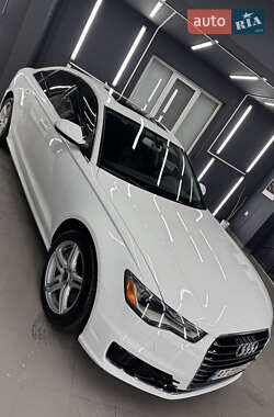 Седан Audi A6 2015 в 