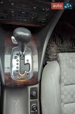 Седан Audi A6 2002 в 