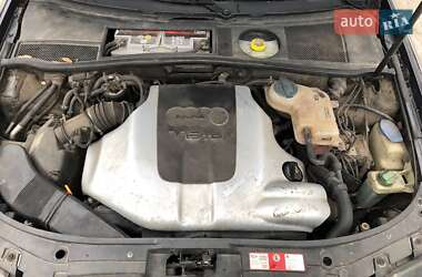 Седан Audi A6 2002 в 