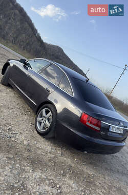 Седан Audi A6 2004 в 