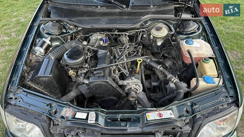 Седан Audi A6 1996 в Рава-Русской