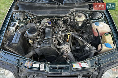 Седан Audi A6 1996 в 