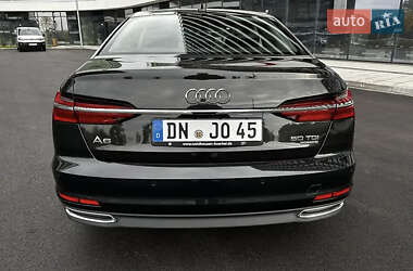Седан Audi A6 2018 в 
