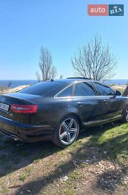 Седан Audi A6 2010 в 