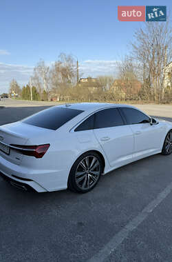 Седан Audi A6 2018 в 