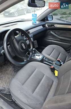Універсал Audi A6 2001 в 
