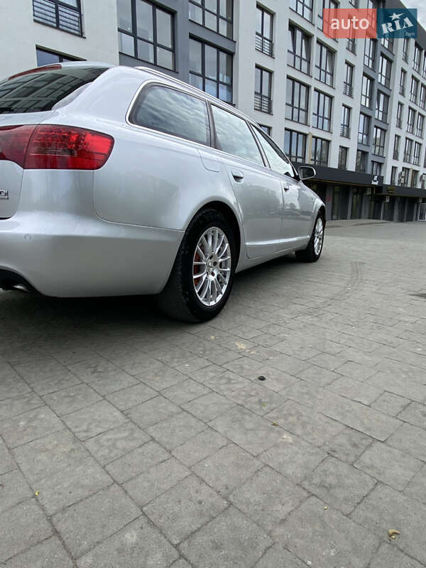 Универсал Audi A6 2005 в Новояворовске