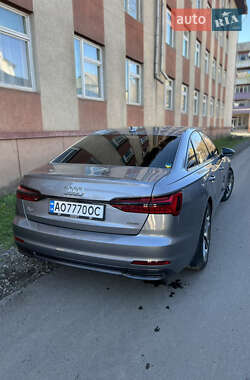 Седан Audi A6 2020 в 
