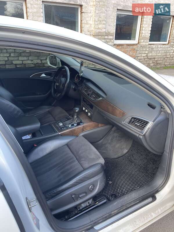 Седан Audi A6 2011 в Первомайске