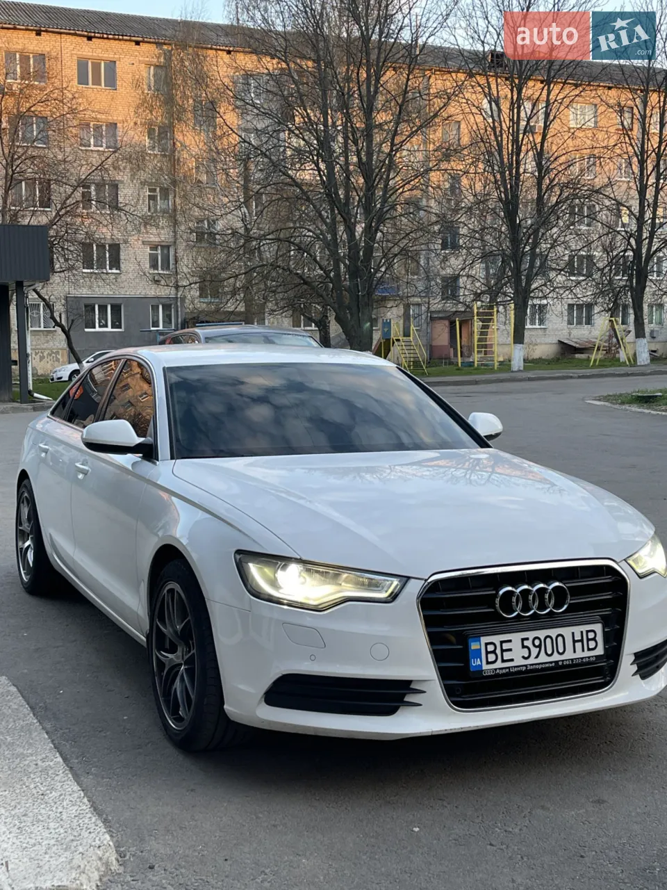 2010 Audi A6 - мініатюра 12
