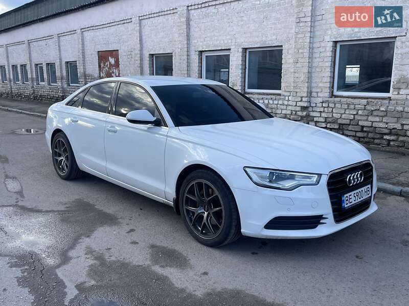 Седан Audi A6 2011 в Первомайске