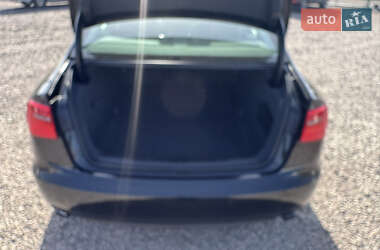 Седан Audi A6 2014 в 