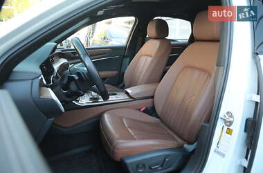 Седан Audi A6 2022 в 