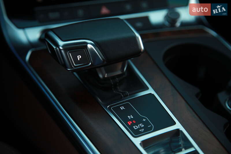Седан Audi A6 2022 в Харькове