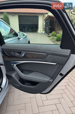 Седан Audi A6 2019 в 