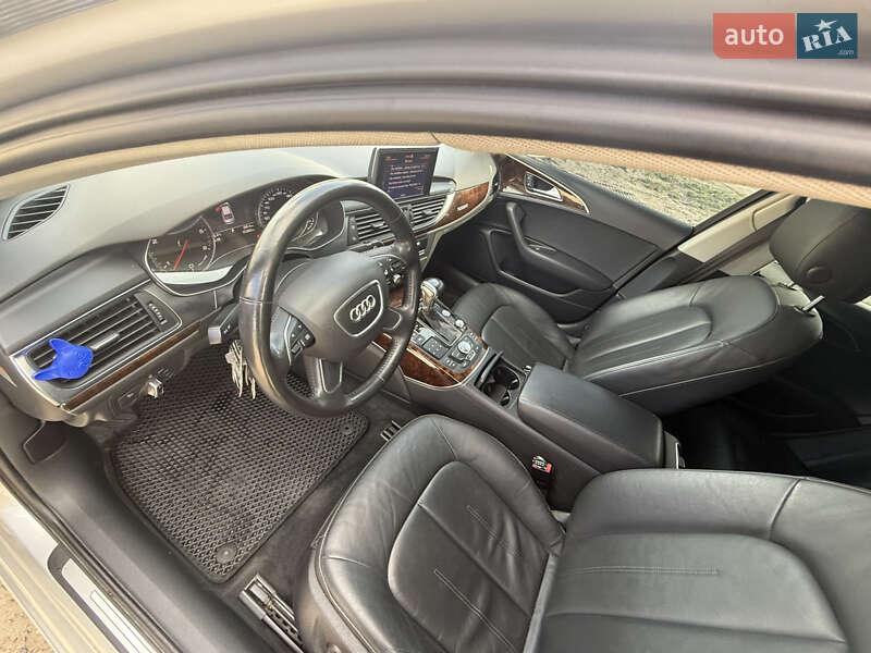 Седан Audi A6 2013 в Черновцах