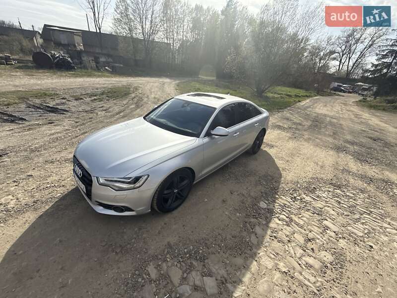 Седан Audi A6 2013 в Черновцах