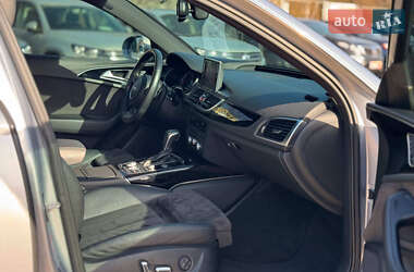 Седан Audi A6 2015 в 