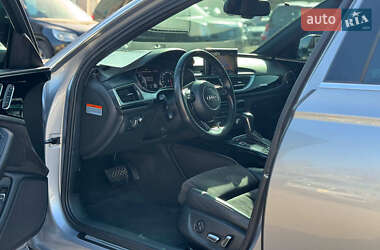 Седан Audi A6 2015 в 
