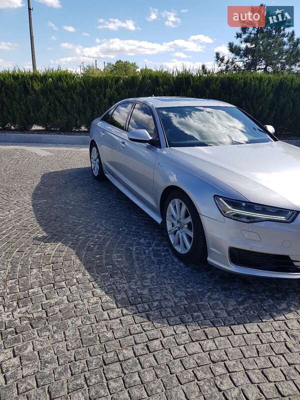 Седан Audi A6 2016 в Дніпрі