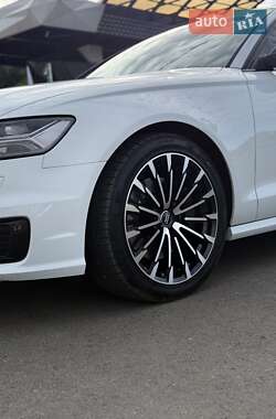 Седан Audi A6 2016 в 