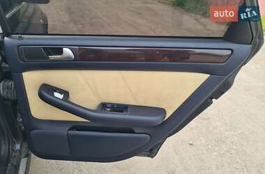 Седан Audi A6 2003 в 