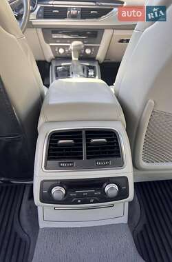 Седан Audi A6 2011 в 