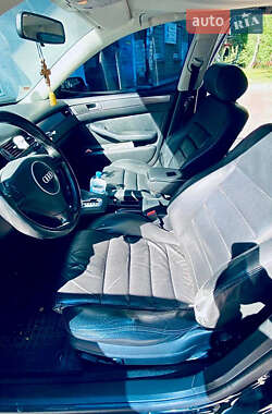 Универсал Audi A6 2004 в 