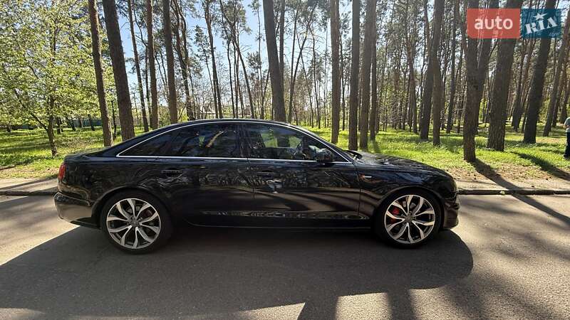Седан Audi A6 2013 в 