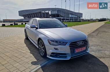 Седан Audi A6 2015 в 