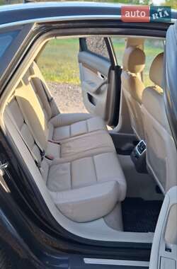 Седан Audi A6 2010 в 