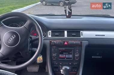 Универсал Audi A6 2004 в 