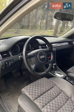Универсал Audi A6 2003 в 