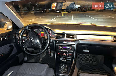 Седан Audi A6 1999 в 