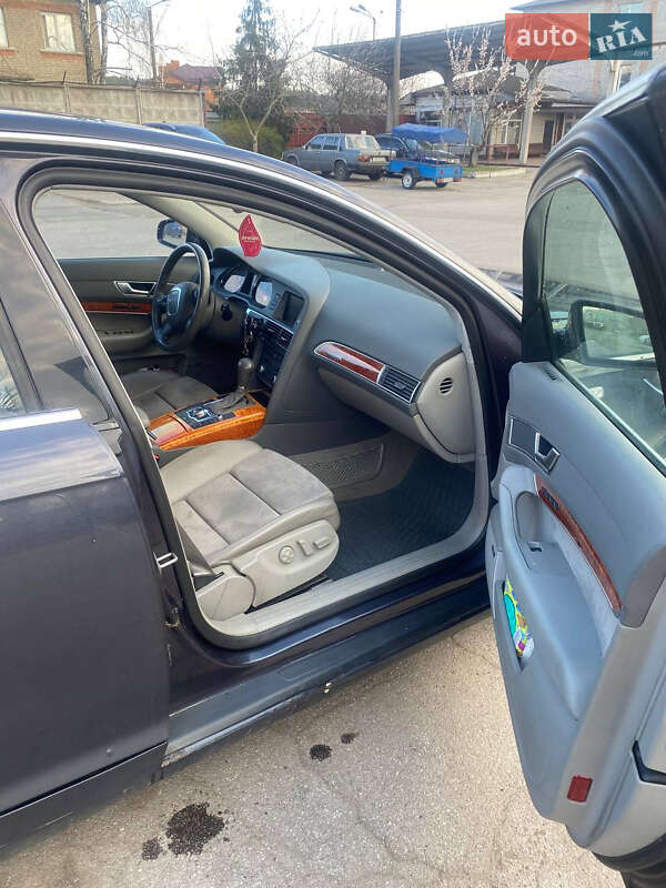 Седан Audi A6 2004 в Киеве
