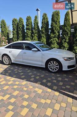 Седан Audi A6 2015 в 