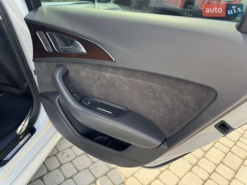 Седан Audi A6 2015 в Львові
