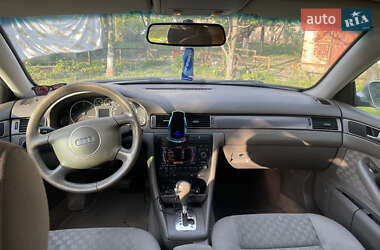 Универсал Audi A6 2004 в 