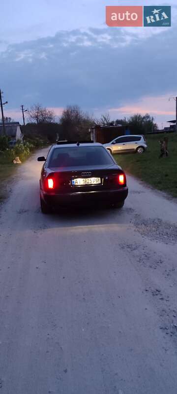 Седан Audi A6 1996 в Києві