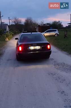 Седан Audi A6 1996 в 