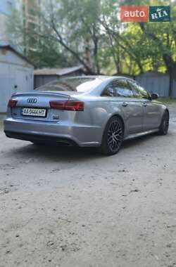 Седан Audi A6 2015 в 