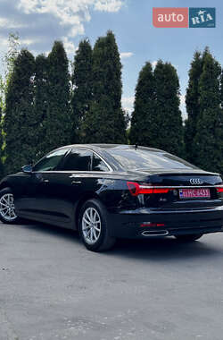 Седан Audi A6 2019 в 
