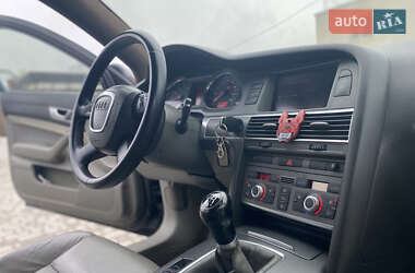 Седан Audi A6 2004 в 