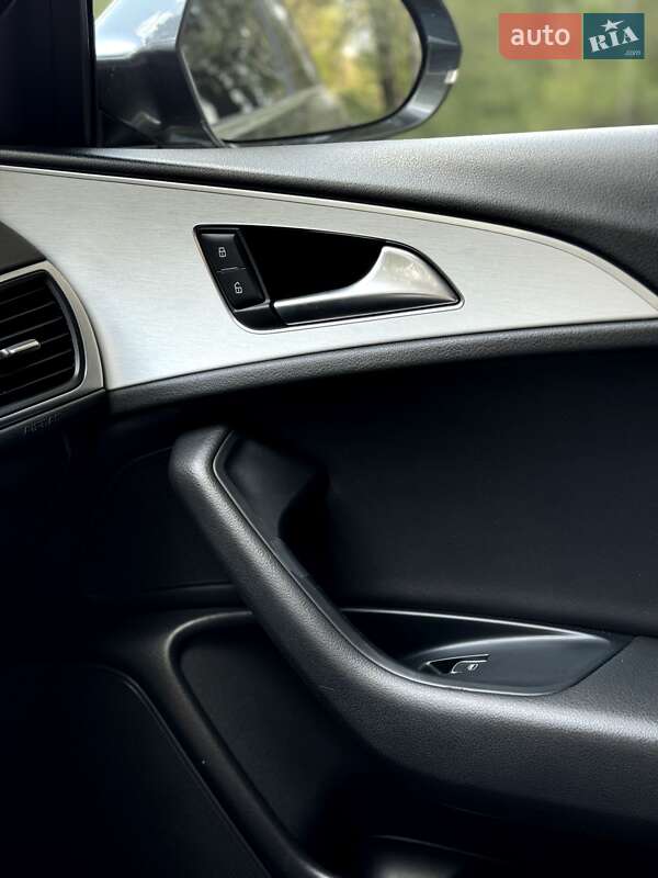 Седан Audi A6 2012 в Полтаве