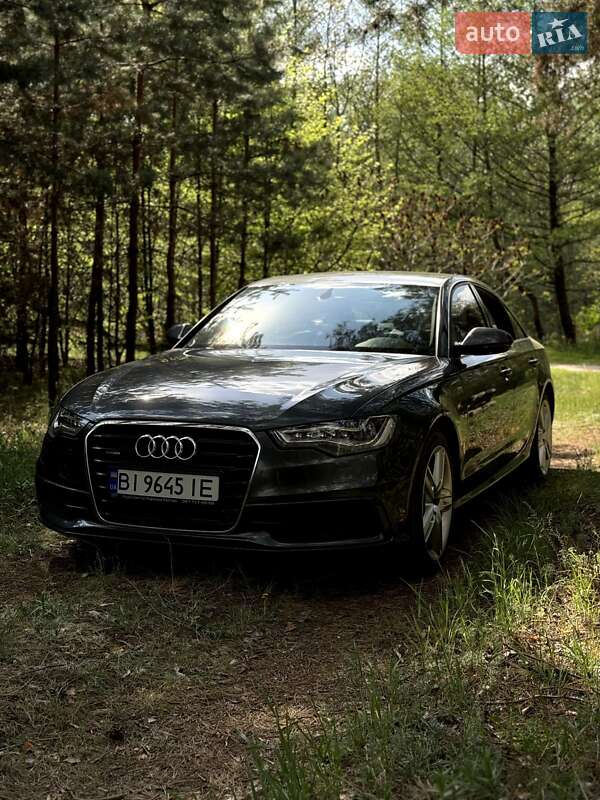 Седан Audi A6 2012 в Полтаве