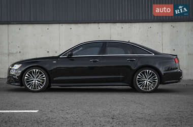 Седан Audi A6 2015 в 