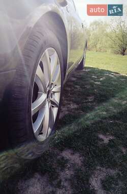 Седан Audi A6 2004 в 