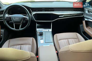 Седан Audi A6 2023 в 
