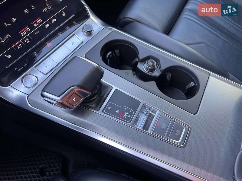 Седан Audi A6 2020 в Львові