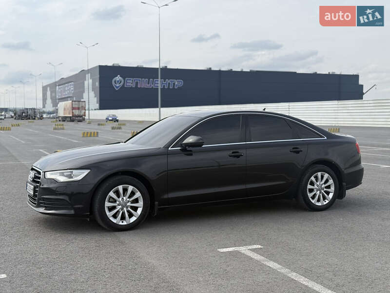 Седан Audi A6 2014 в Львове